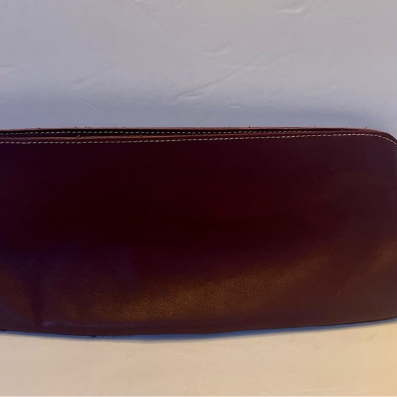 Claudia Firenze leather clutch - Picture 2 of 8
